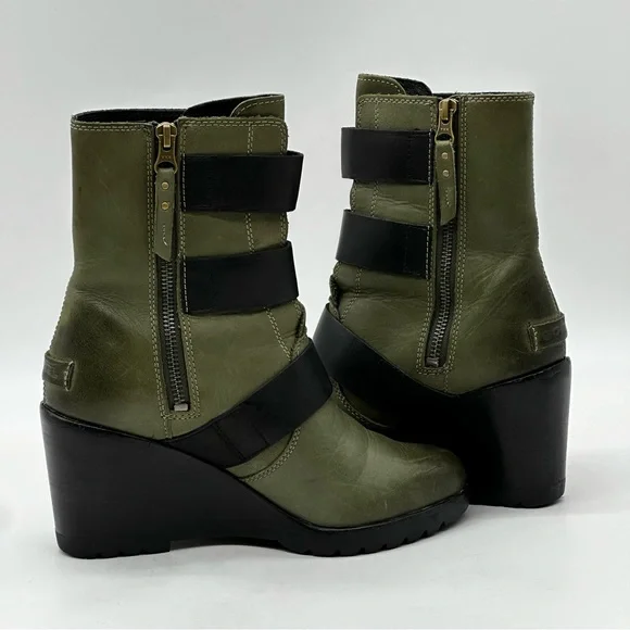 Sorel Olive and Black Heeled Boots - Picture 6 of 9